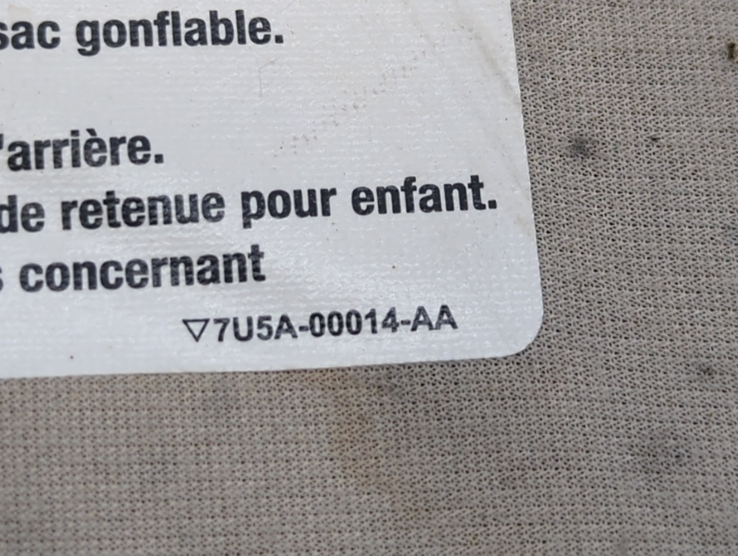 2010-2011 Ford Mustang Sun Visor Shade Replacement Driver Left Mirror Fits Fits 2010 2011 OEM Used Auto Parts - Oemusedautop