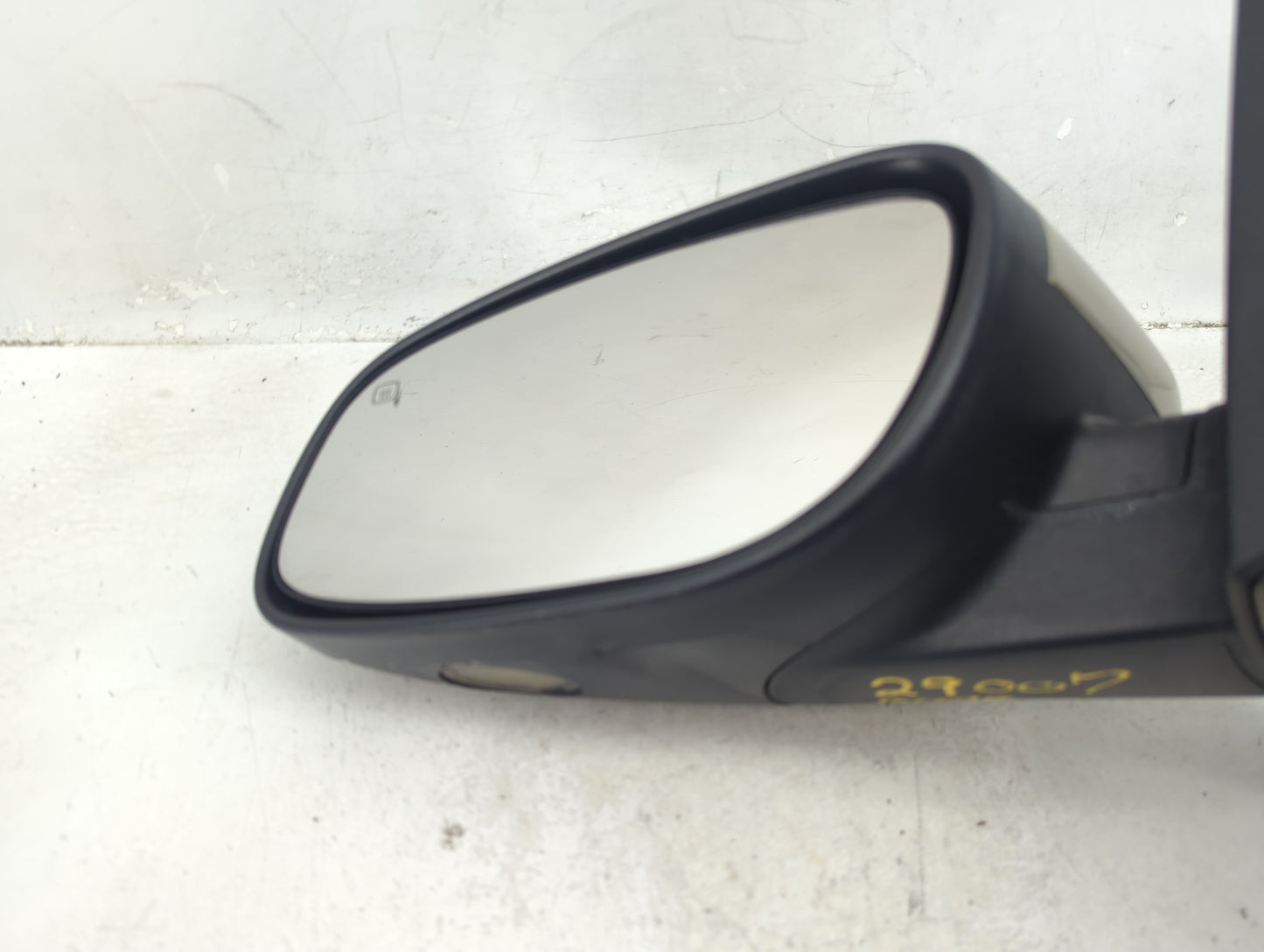 2010-2012 Ford Taurus Driver Side View Mirror - Left Door Mirror OEM Used - Oemusedautoparts1.com