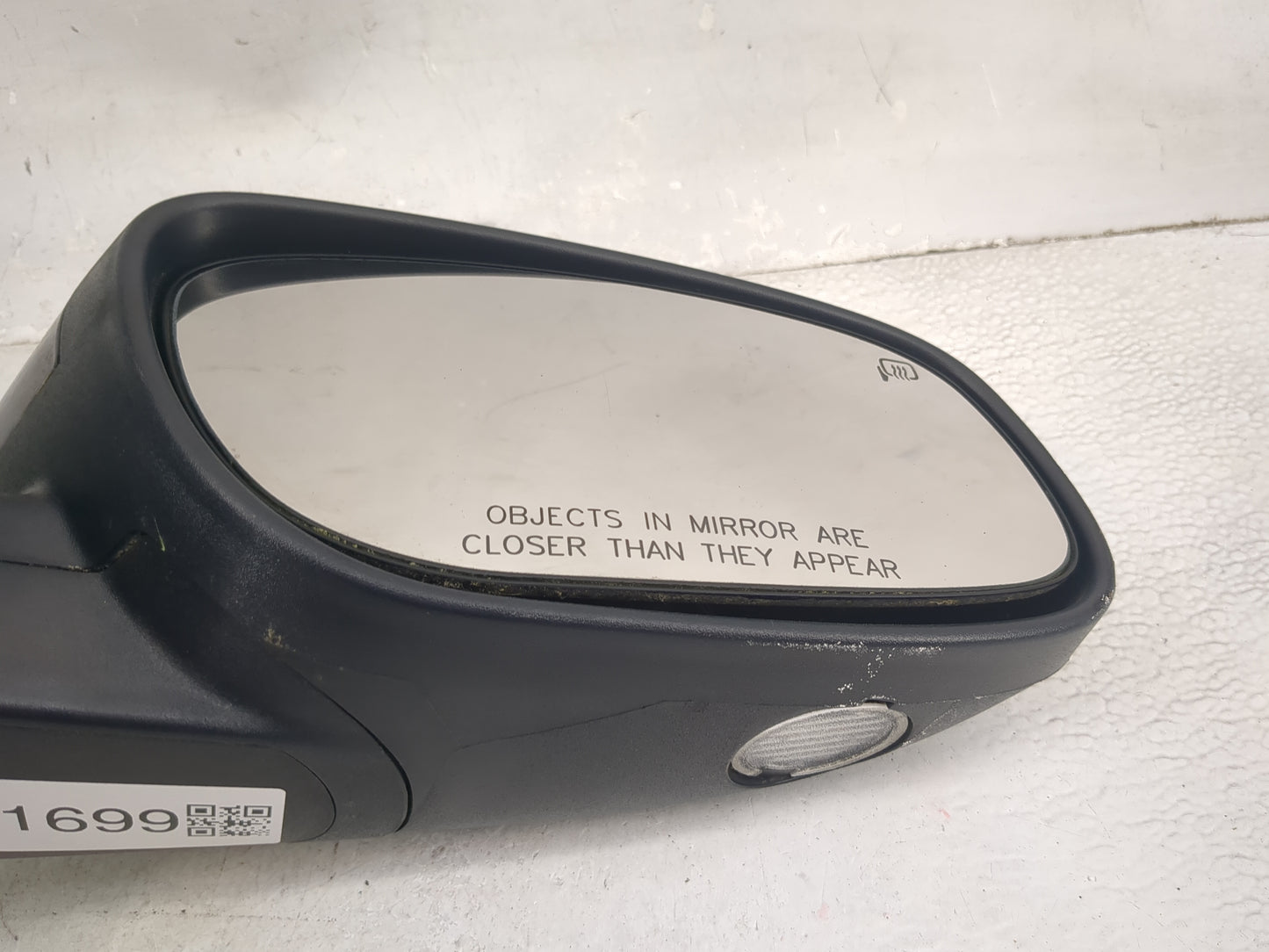 2010-2019 Ford Taurus Passenger Side View Mirror - Right Door Mirror OEM Used - Oemusedautoparts1.com