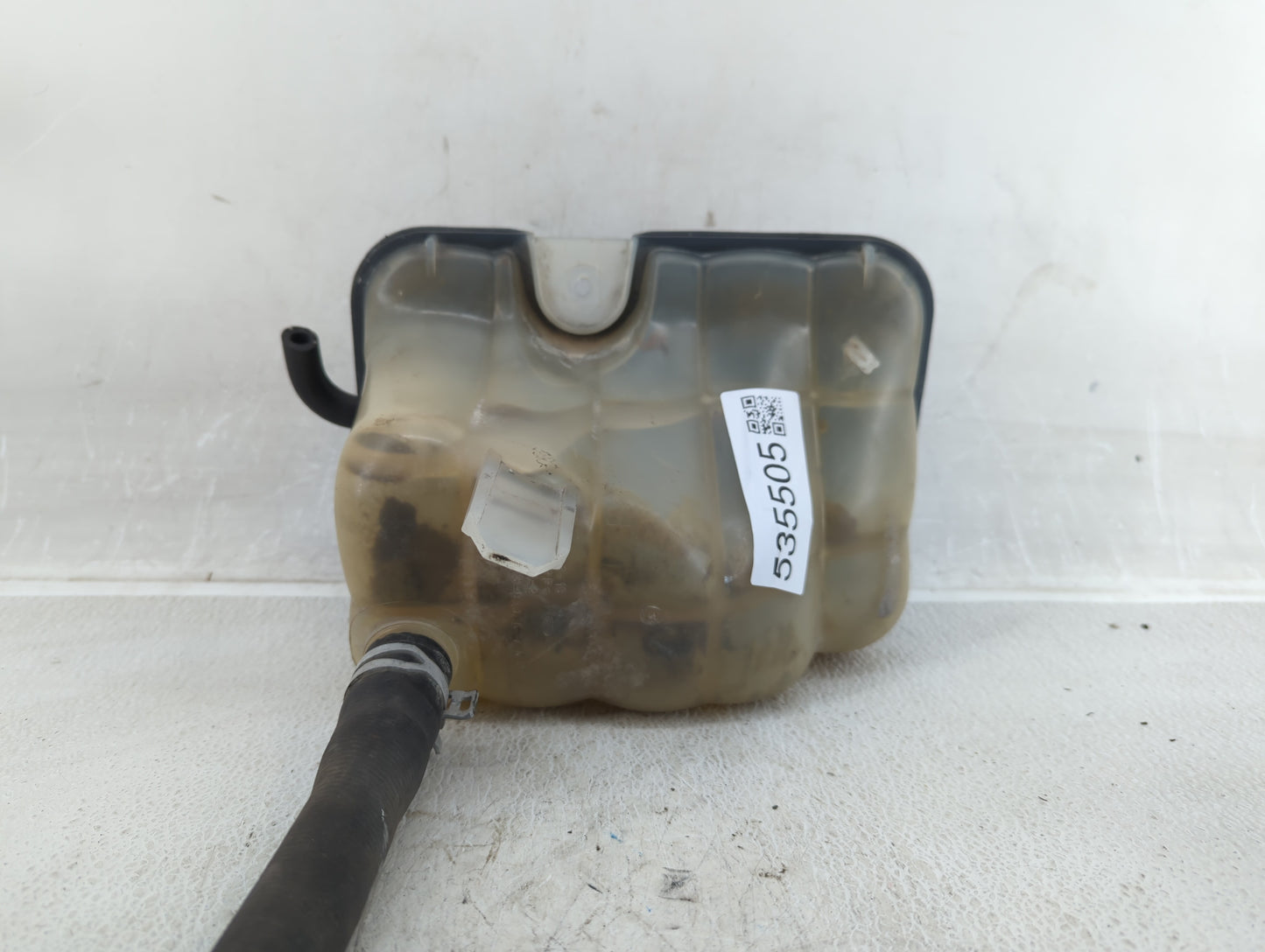 2008-2011 Ford Taurus Radiator Coolant Overflow Expansion Tank Bottle 535505 - Oemusedautoparts1.com