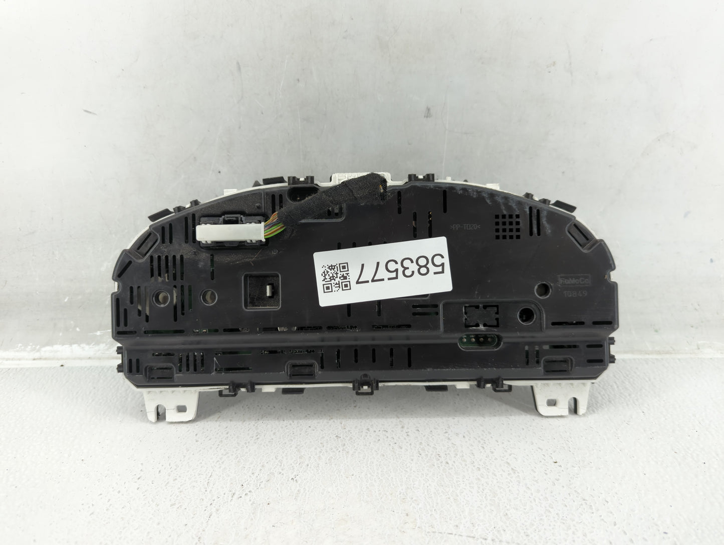 2011-2012 Ford Taurus Instrument Cluster Speedometer Gauges P/N:BG1T-10849-EE Fits Fits 2011 2012 OEM Used Auto Parts - Oemu