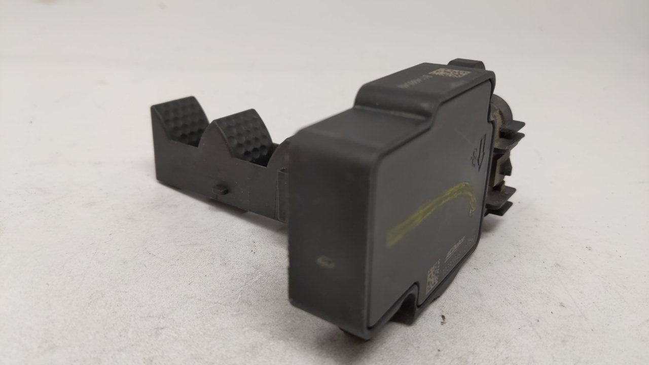 2010-2016 Gmc Savana 2500 Mass Air Flow Meter Maf - Oemusedautoparts1.com