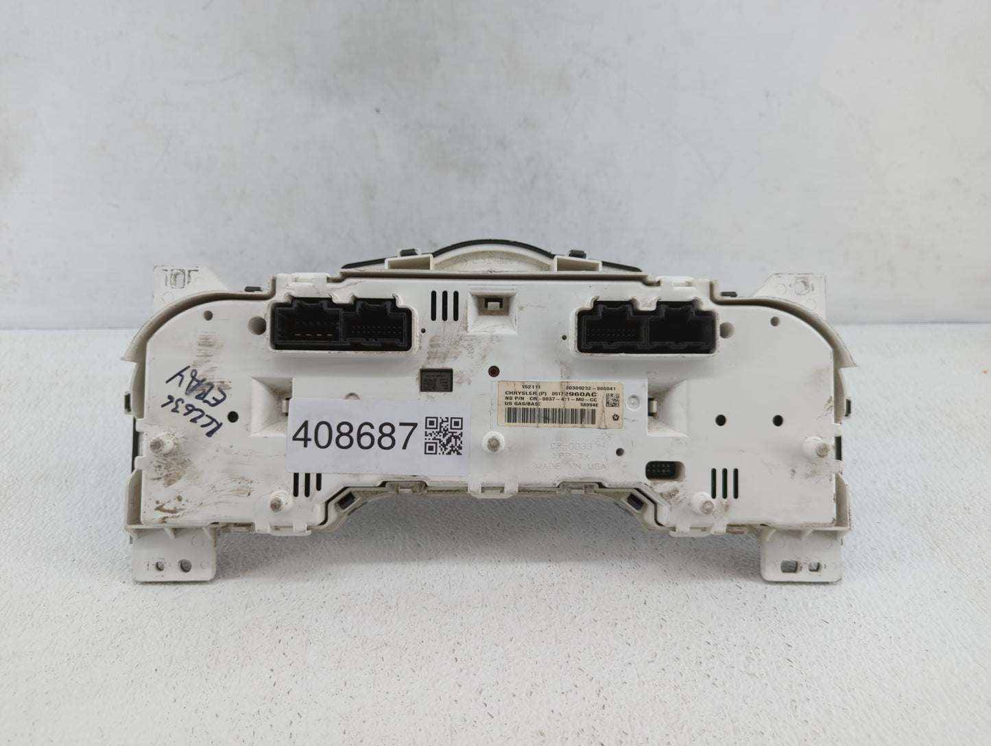 2011-2012 Gmc Sierra 1500 Instrument Cluster Speedometer Gauges P/N:CR-0037-421-M0-CC 20964194 Fits Fits 2011 2012 OEM Used