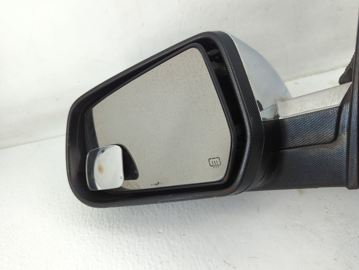 2010-2011 Gmc Terrain Driver Side View Mirror - Left Door Mirror OEM Used - Oemusedautoparts1.com