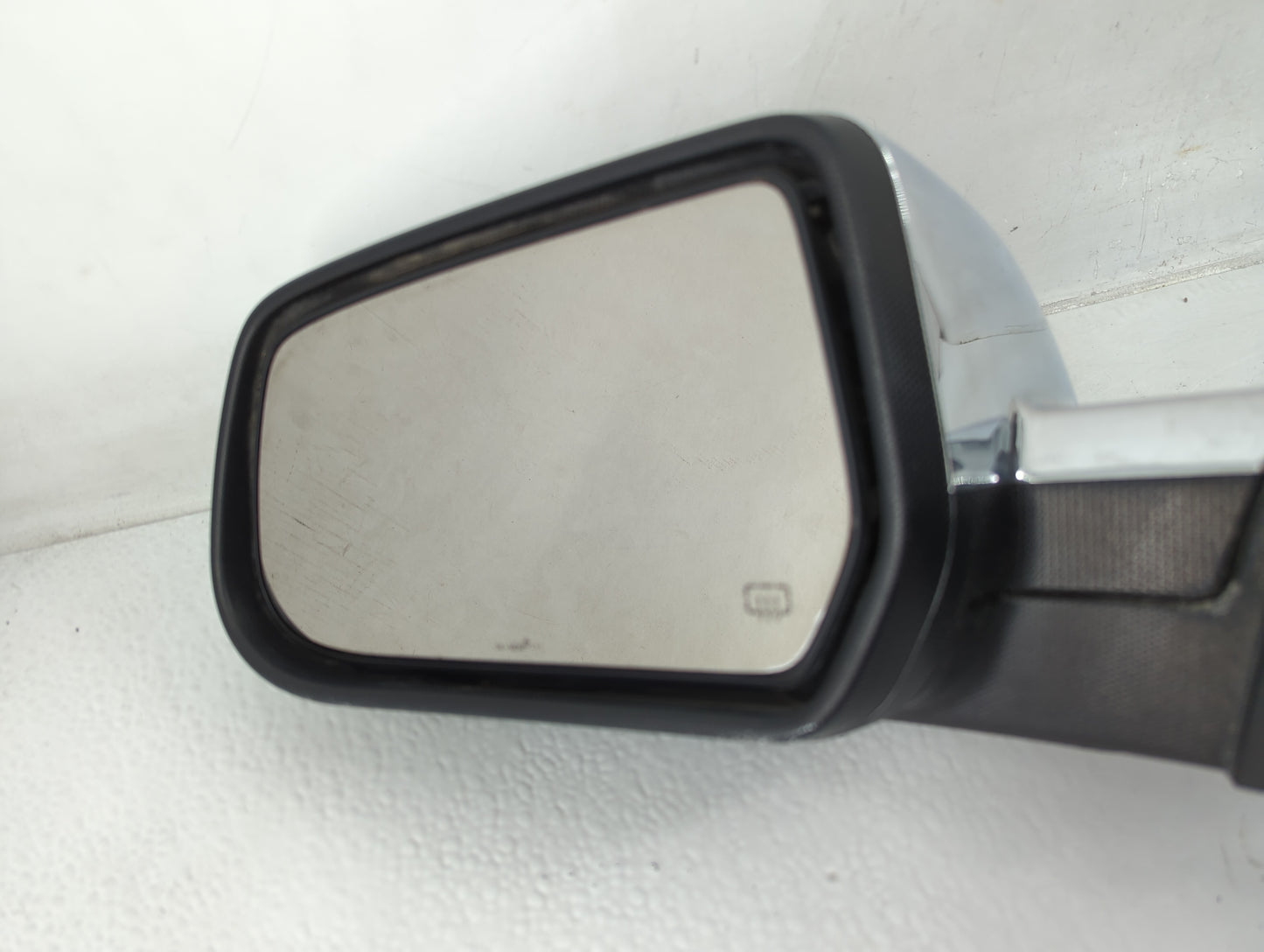 2010-2011 Gmc Terrain Driver Side View Mirror - Left Door Mirror OEM Used - Oemusedautoparts1.com