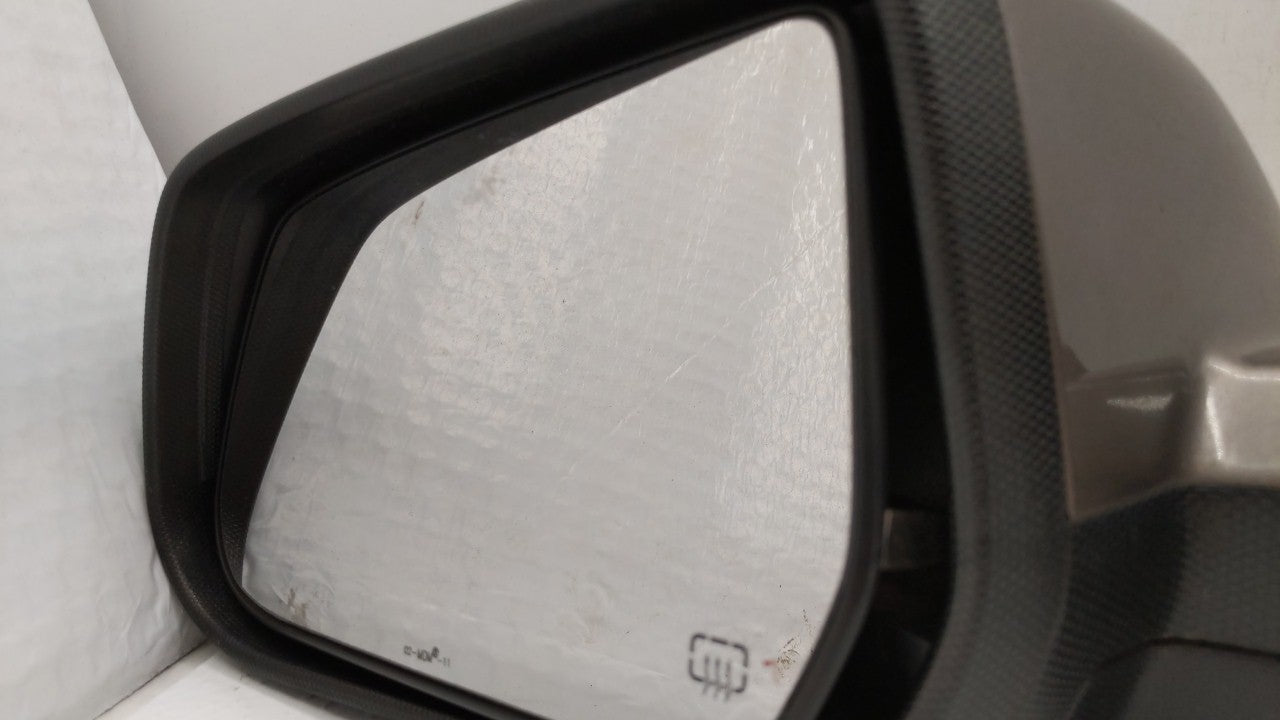 2010-2011 Gmc Terrain Driver Side View Mirror - Left Door Mirror OEM Used - Oemusedautoparts1.com
