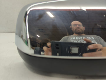 2010-2011 Gmc Terrain Passenger Side View Mirror - Right Door Mirror OEM Used