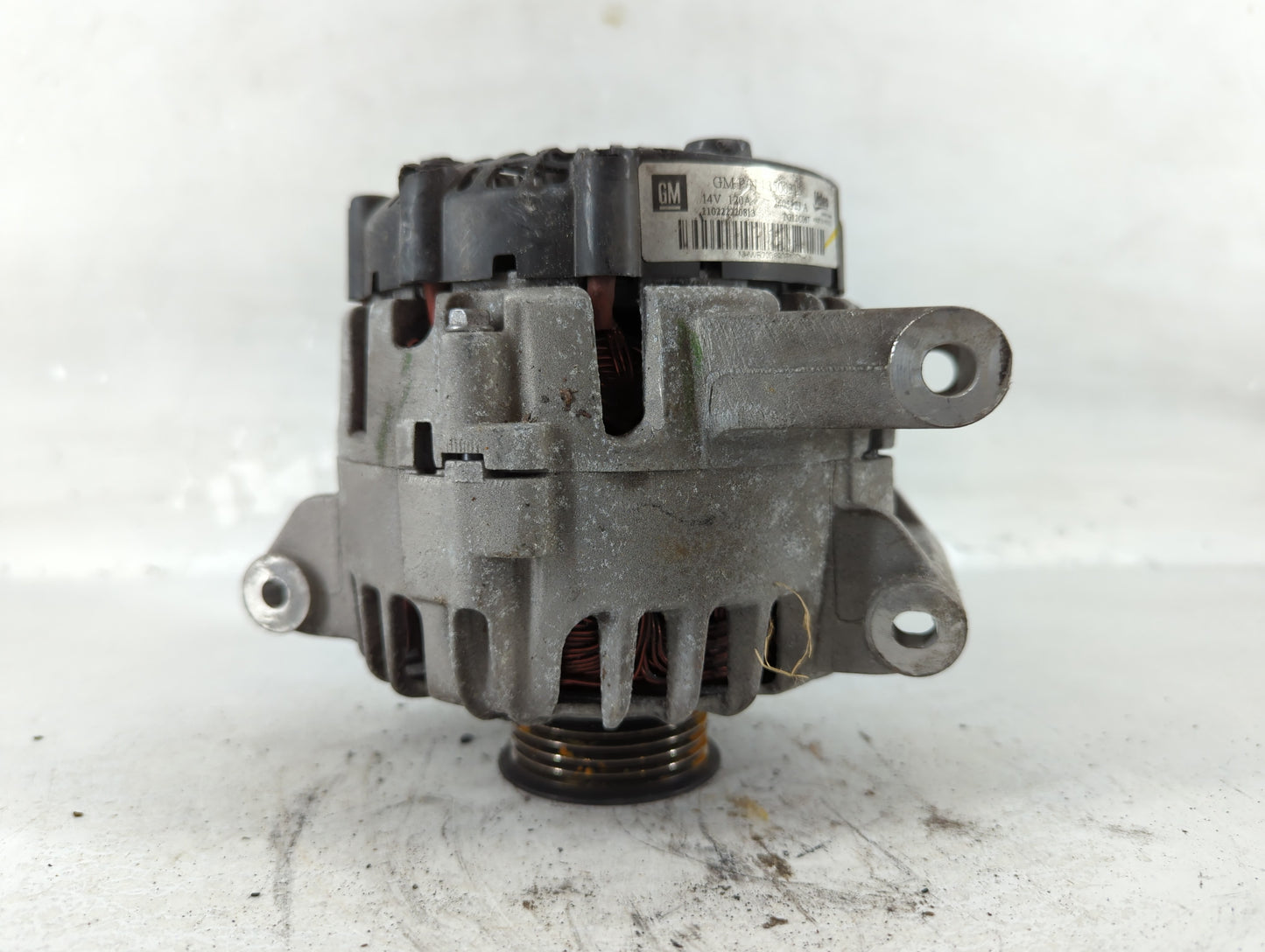 2010-2017 Gmc Terrain Alternator Replacement Generator Charging Assembly Engine OEM P/N:2605323 A 13500315 Fits OEM Used Aut