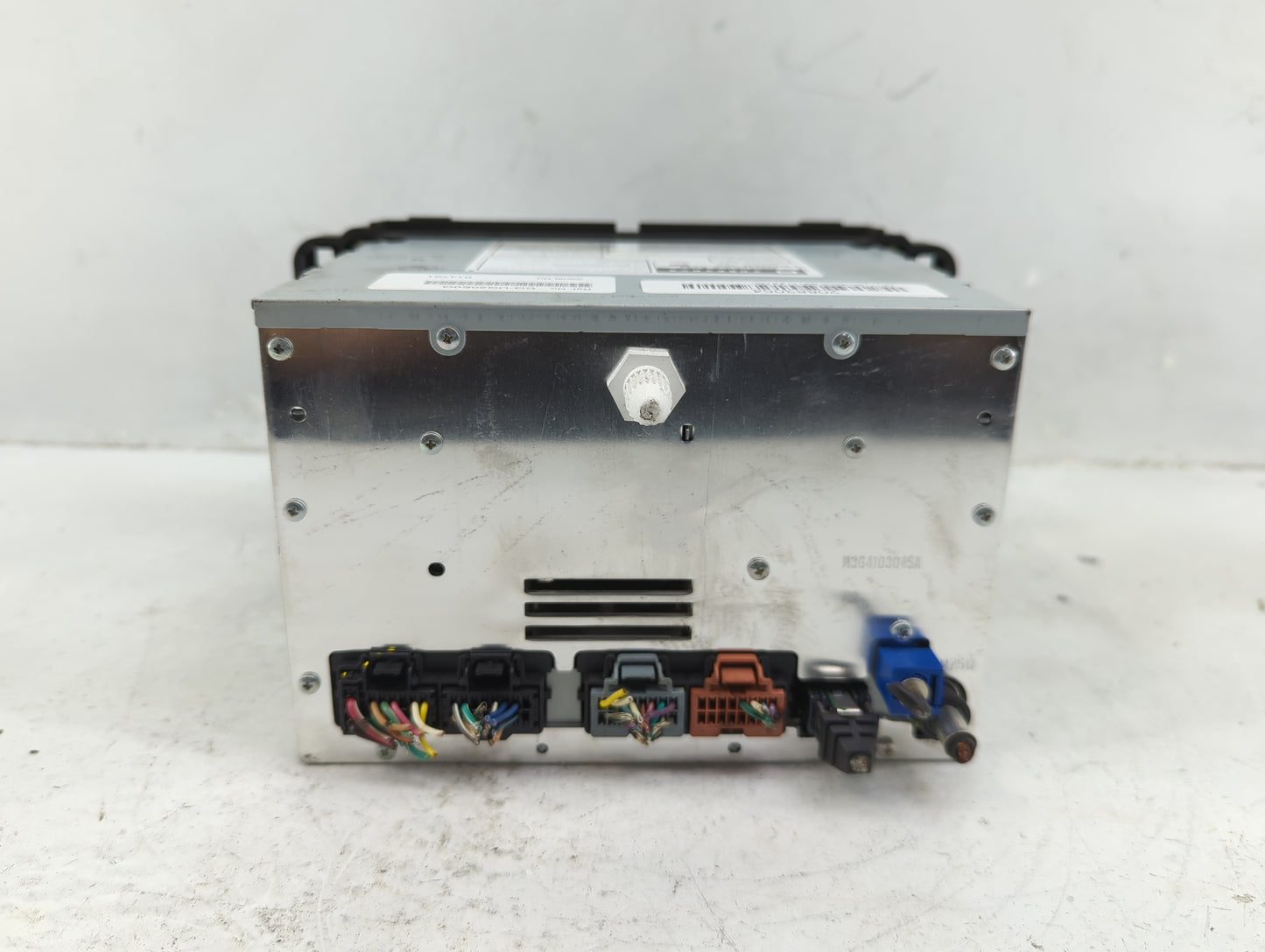 2011 Gmc Yukon Radio AM FM Cd Player Receiver Replacement P/N:DW468100-6631 20883054 Fits OEM Used Auto Parts - Oemusedautop