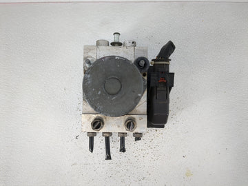 2009-2014 Gmc Yukon Xl 1500 ABS Pump Control Module Replacement P/N:20896906 Fits Fits 2009 2010 2011 2012 2013 2014 OEM Used Auto Parts