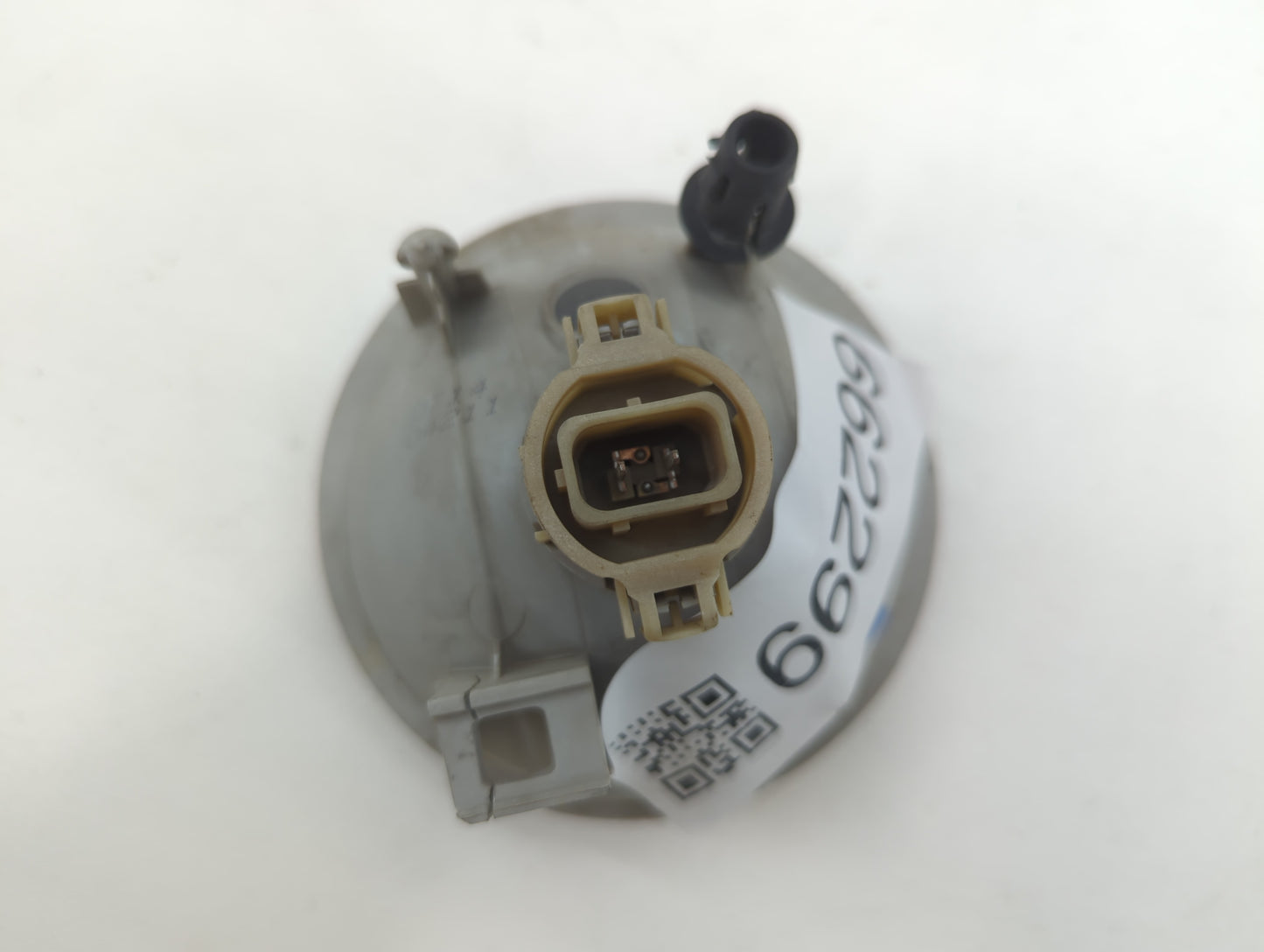 2007-2014 Gmc Yukon Xl 1500 Passenger Right Oem Front Light Lamp - Oemusedautoparts1.com