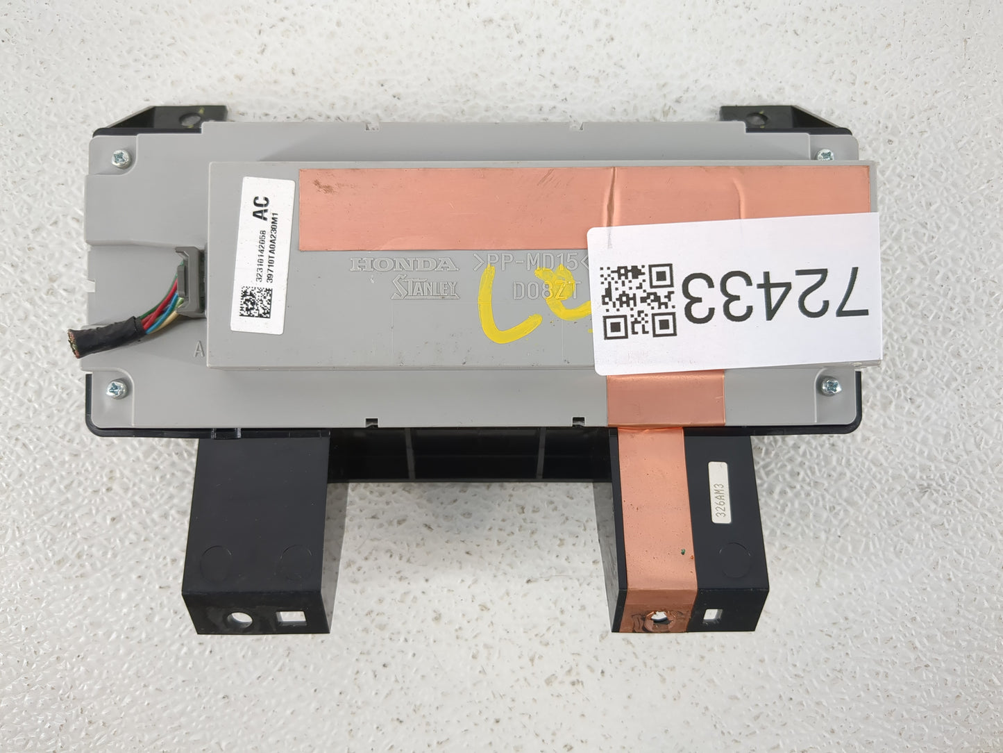 2010-2012 Honda Accord Radio AM FM Cd Player Receiver Replacement P/N:39710TA0A230M1 Fits Fits 2010 2011 2012 OEM Used Auto