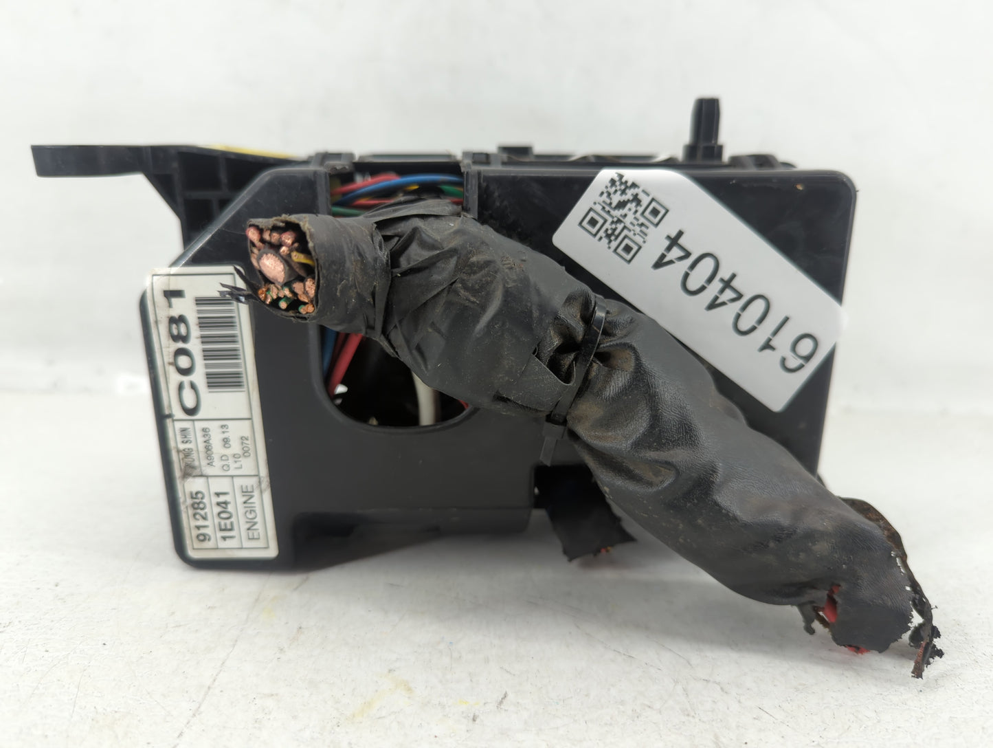 2006-2011 Hyundai Accent Fusebox Fuse Box Panel Relay Module P/N:91285-1E041 Fits Fits 2006 2007 2008 2009 2010 2011 OEM Use