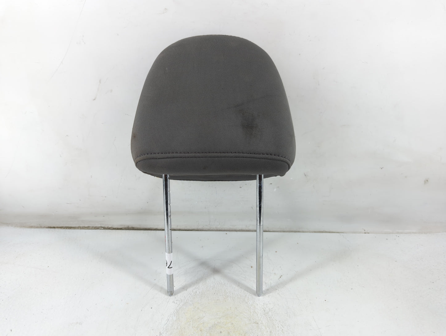 2011-2016 Hyundai Elantra Headrest Head Rest Front Driver Passenger Seat Fits Fits 2011 2012 2013 2014 2015 2016 OEM Used Au