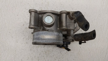 2011-2018 Hyundai Elantra Throttle Body P/N:35100-2E000 Fits Fits 2011 2012 2013 2014 2015 2016 2017 2018 2019 OEM Used Auto Parts