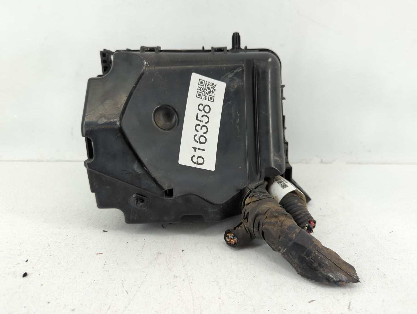 2011-2013 Hyundai Elantra Fusebox Fuse Box Panel Relay Module P/N:91950-3X510 Fits Fits 2011 2012 2013 OEM Used Auto Parts -