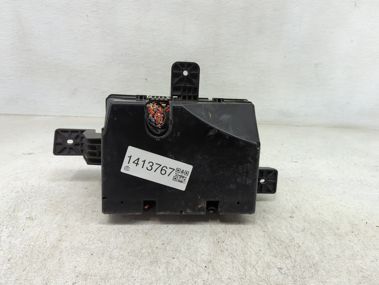 2009-2012 Hyundai Genesis Fusebox Fuse Box Panel Relay Module P/N:91950-2M211 Fits Fits 2009 2010 2011 2012 OEM Used Auto Pa