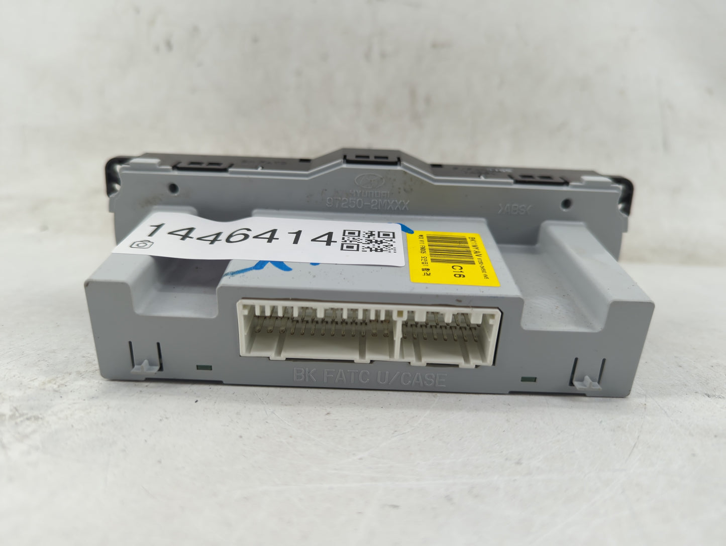 2009-2012 Hyundai Genesis Climate Control Module Temperature AC/Heater Replacement P/N:97250-2M560 BK11MY:A/V Fits OEM Used