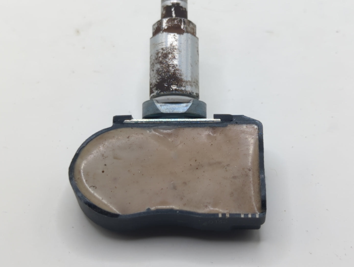 2011 Hyundai Genesis Tire Pressure Monitoring System Sensor Tpms 411091 - Oemusedautoparts1.com