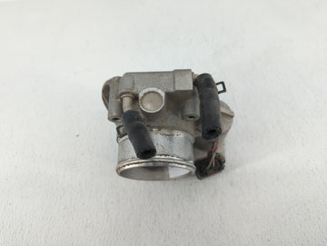 2009-2014 Hyundai Genesis Throttle Body P/N:35100-2C300 Fits Fits 2009 2010 2011 2012 2013 2014 OEM Used Auto Parts