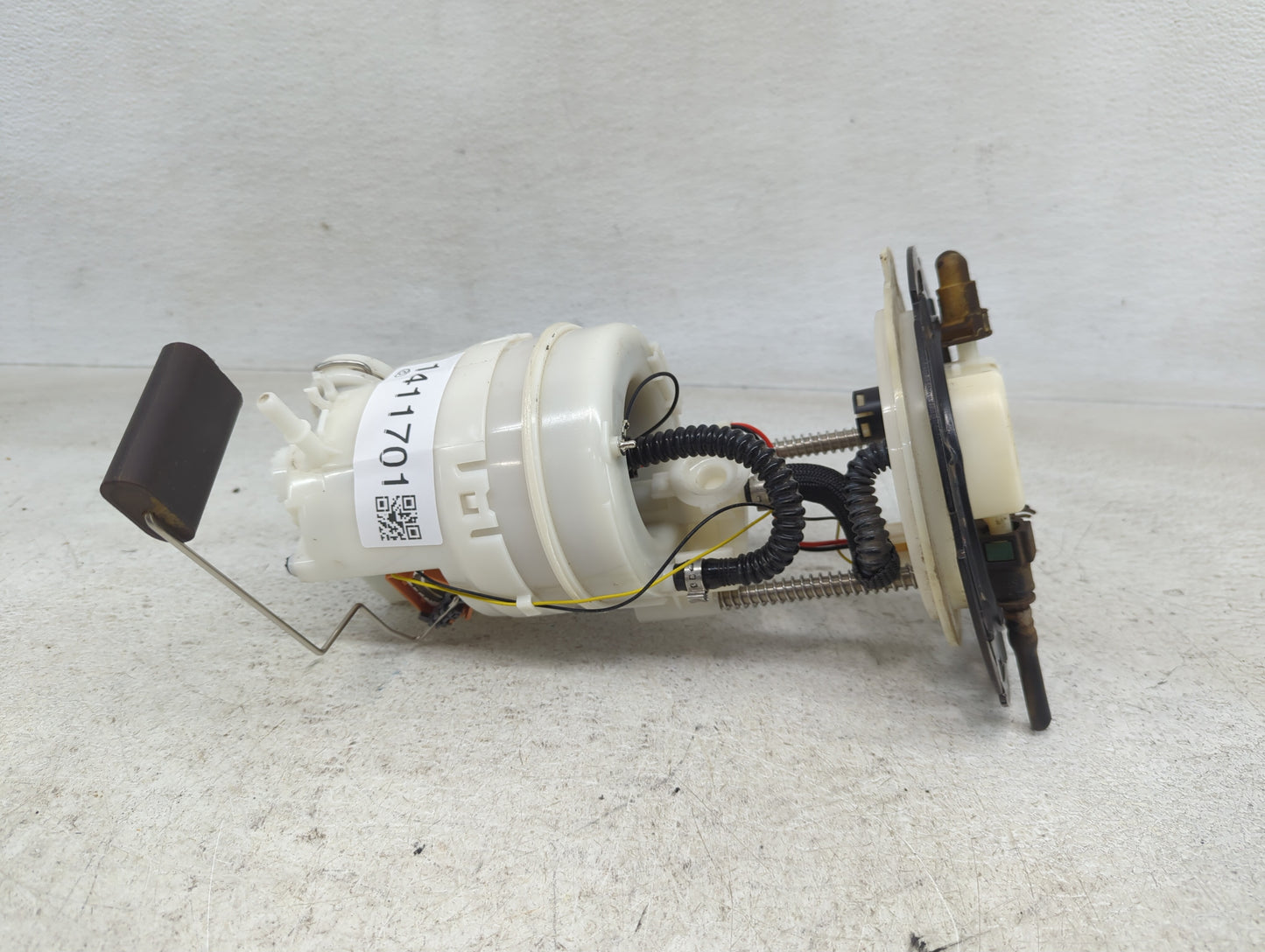 2011-2013 Kia Sorento Electrical Gas Fuel Pump Assembly - Oemusedautoparts1.com