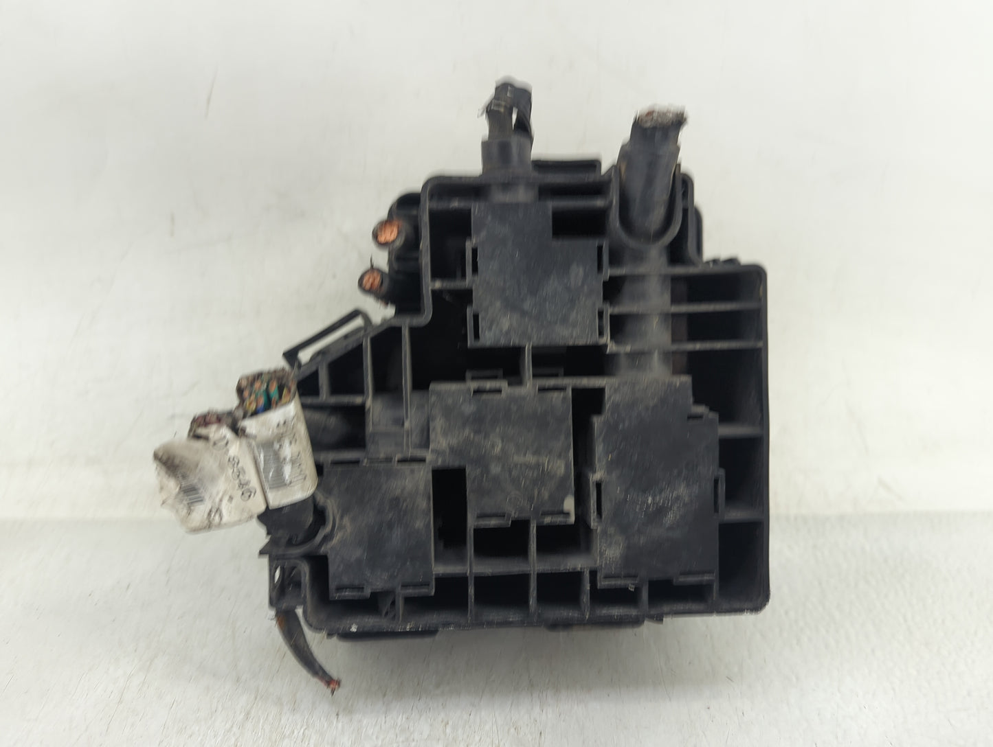 2010-2012 Hyundai Santa Fe Fusebox Fuse Box Panel Relay Module Fits Fits 2010 2011 2012 OEM Used Auto Parts - Oemusedautopar