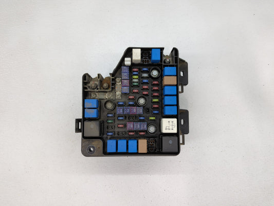 2010-2012 Hyundai Santa Fe Fusebox Fuse Box Panel Relay Module P/N:91115-2B050 91950-2B710 Fits Fits 2010 2011 2012 OEM Used Auto Parts