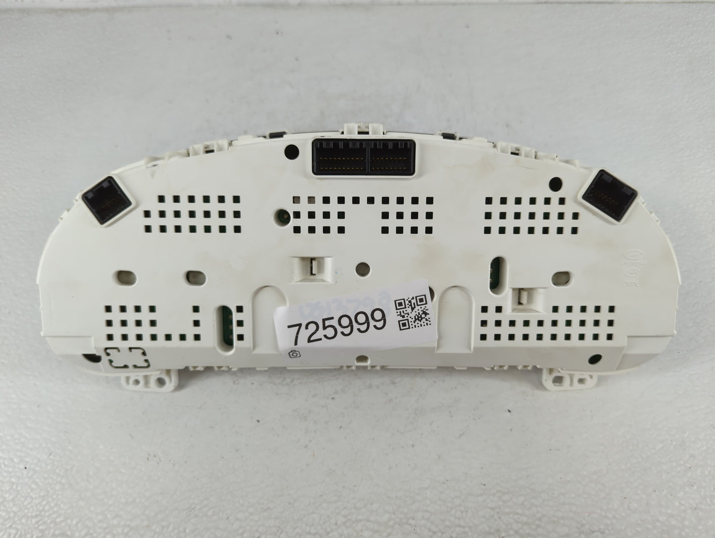 2010-2012 Hyundai Santa Fe Instrument Cluster Speedometer Gauges P/N:94011-0W130CA Fits Fits 2010 2011 2012 OEM Used Auto Pa