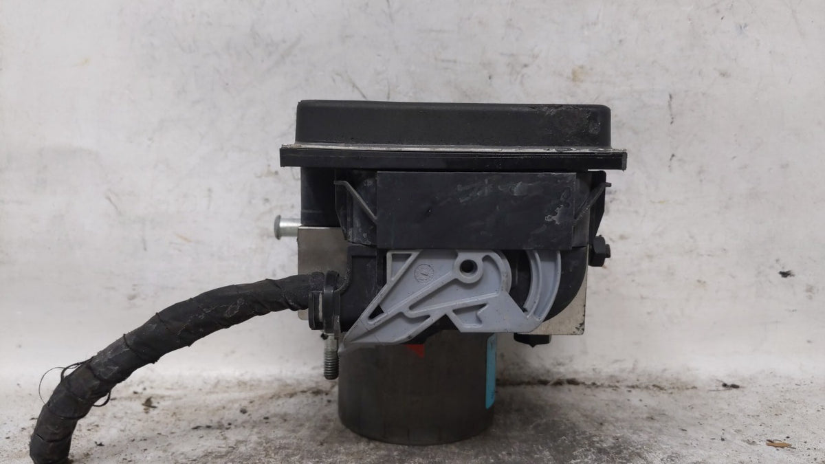 2011-2013 Hyundai Sonata Anti-Lock Brake ABS Pump Module Actuator OEM P/N:0 265 238 094 58920-3Q500 Fits Fits 2011 2012 2013