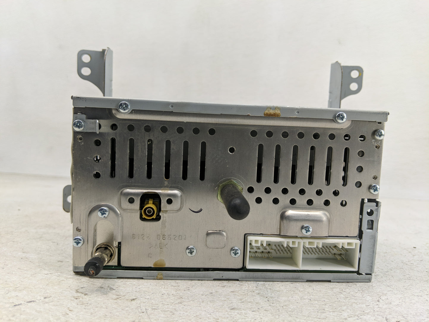 2011 Hyundai Sonata Radio AM FM Cd Player Receiver Replacement P/N:96180-3Q000 Fits OEM Used Auto Parts - Oemusedautoparts1.