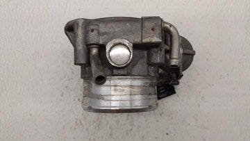 2011-2014 Hyundai Sonata Throttle Body P/N:35100-2G700 Fits Fits 2011 2012 2013 2014 2015 2016 OEM Used Auto Parts