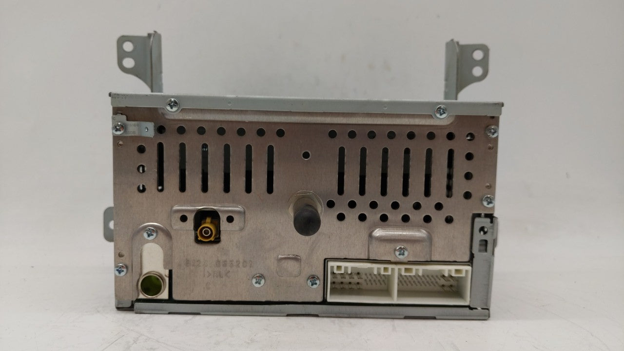 2011-2011 Hyundai Sonata Am Fm Cd Player Radio Receiver - Oemusedautoparts1.com