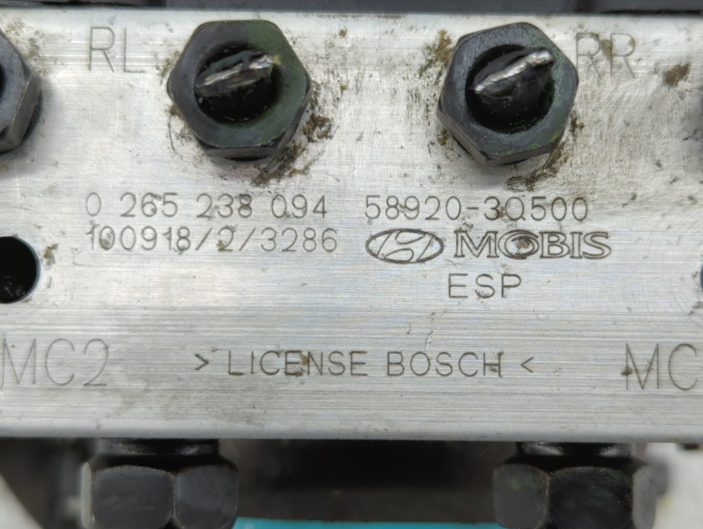 2011-2013 Hyundai Sonata ABS Pump Control Module Replacement P/N:58920-3Q400 58920-3Q500 Fits Fits 2011 2012 2013 OEM Used A