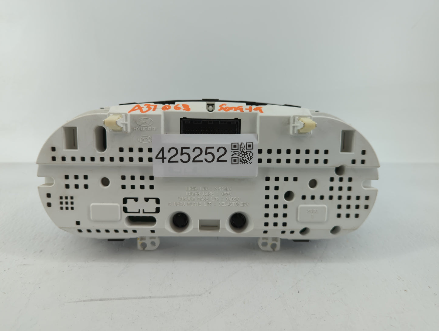 2011-2014 Hyundai Sonata Instrument Cluster Speedometer Gauges P/N:94001-3Q014 94001-3Q010 Fits Fits 2011 2012 2013 2014 OEM