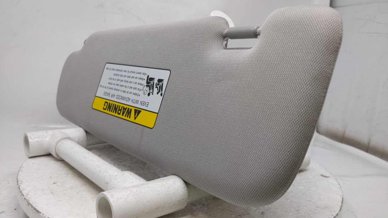 2011 Hyundai Sonata Sun Visor Shade Replacement Passenger Right Mirror Fits OEM Used Auto Parts - Oemusedautoparts1.com