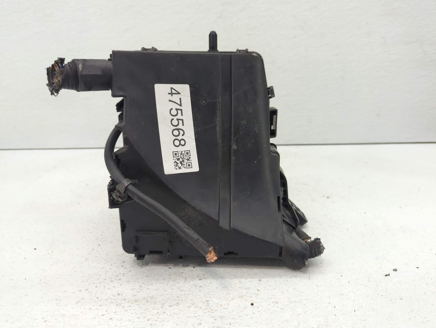 2011-2014 Hyundai Sonata Fusebox Fuse Box Panel Relay Module P/N:91200-3Q100 91750-3Q070 Fits Fits 2011 2012 2013 2014 OEM U