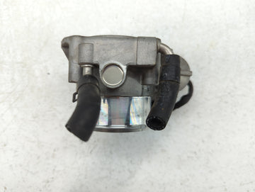 2011-2014 Hyundai Sonata Throttle Body P/N:35100-2G700 Fits Fits 2011 2012 2013 2014 2015 2016 OEM Used Auto Parts