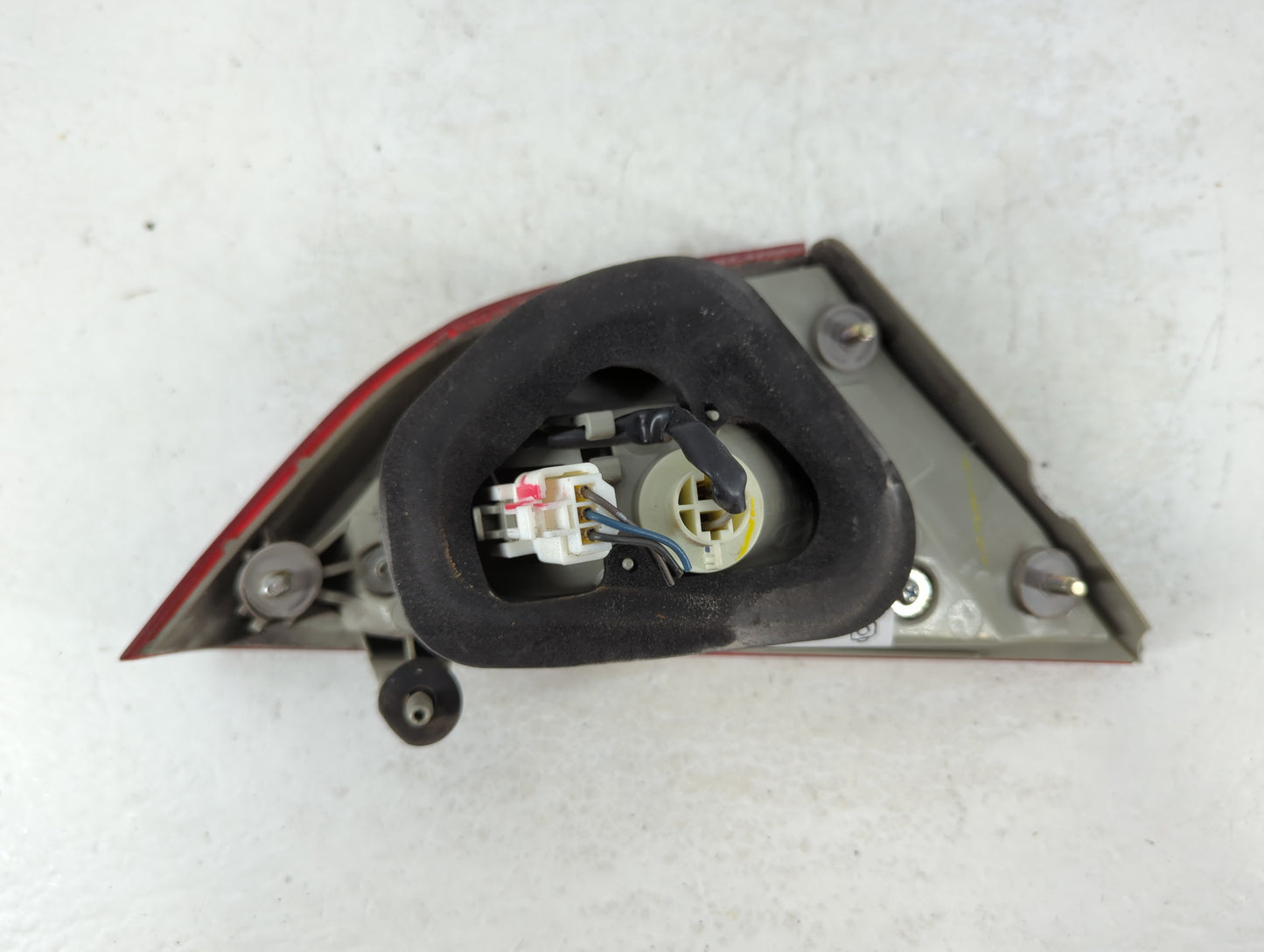 2011-2014 Hyundai Sonata Tail Light Assembly Passenger Right OEM P/N:92404-3Q Fits Fits 2011 2012 2013 2014 OEM Used Auto Pa