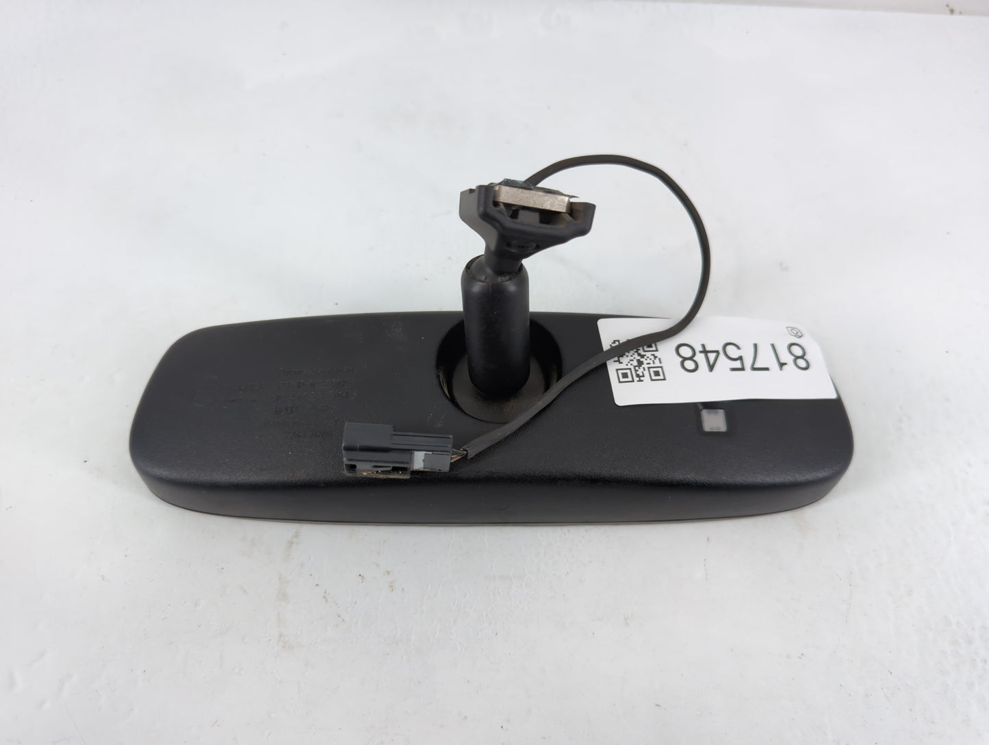 2011 Hyundai Sonata Interior Rear View Mirror Replacement OEM P/N:E11026006 Fits OEM Used Auto Parts - Oemusedautoparts1.com