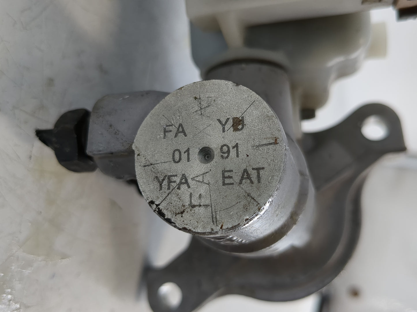 2011-2014 Hyundai Sonata Brake Master Cylinder - Oemusedautoparts1.com