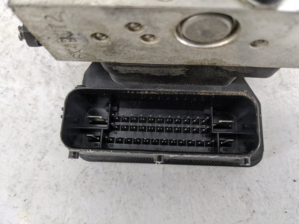 2010-2013 Hyundai Tucson Anti-Lock Brake ABS Pump Module Actuator OEM P/N:58920-2S BH6013E Fits Fits 2010 2011 2012 2013 OEM