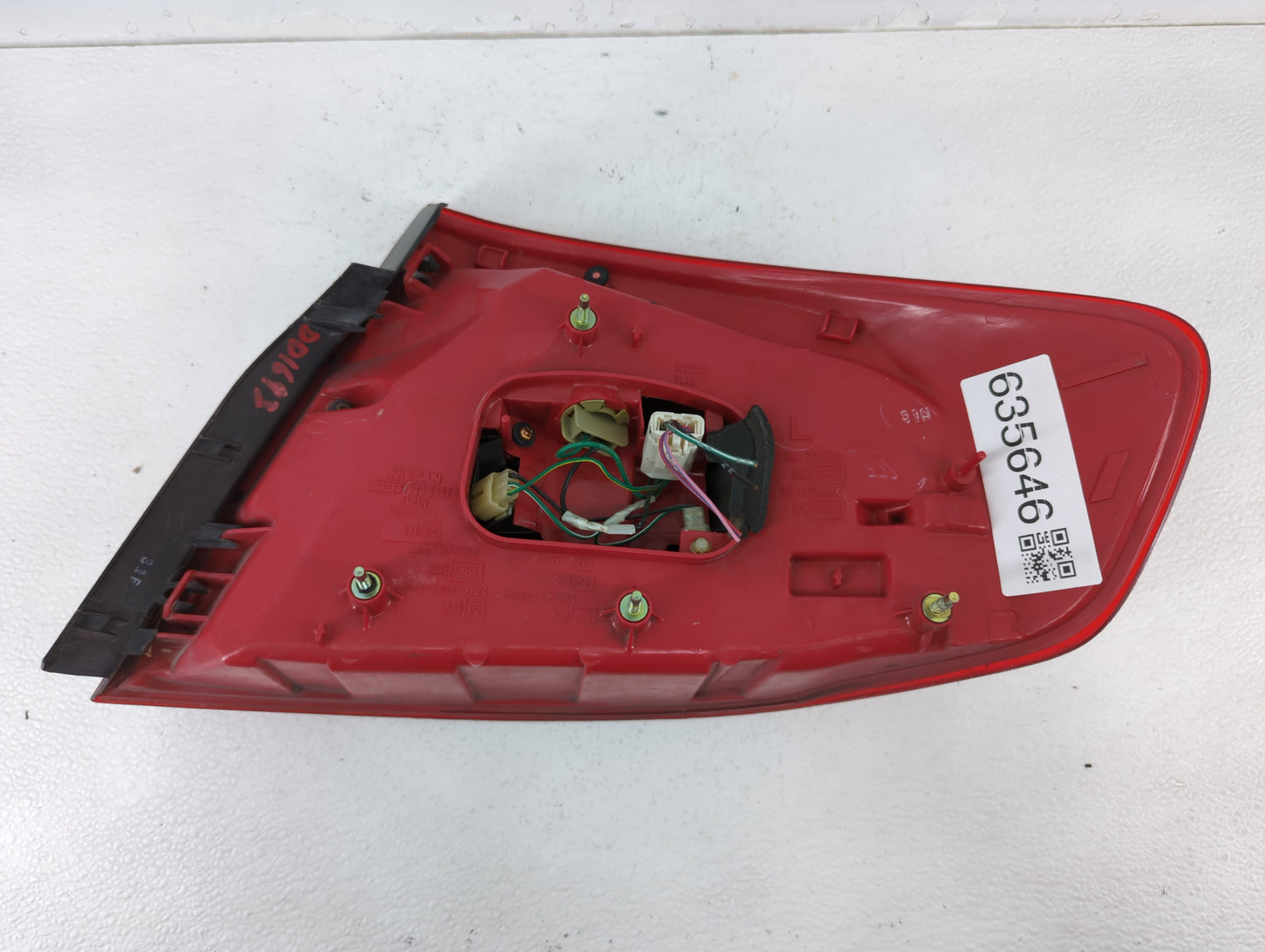 2011 Infiniti G35 Tail Light Assembly Driver Left OEM P/N:220-63622 Fits OEM Used Auto Parts - Oemusedautoparts1.com