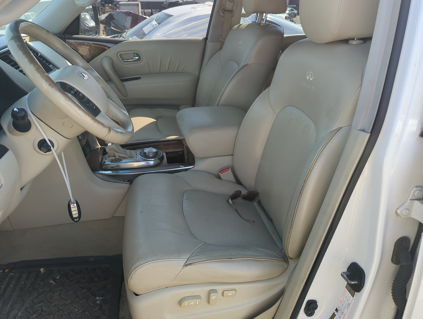 2011-2012 Infiniti Qx56 Driver Front Seat Oem - Oemusedautoparts1.com