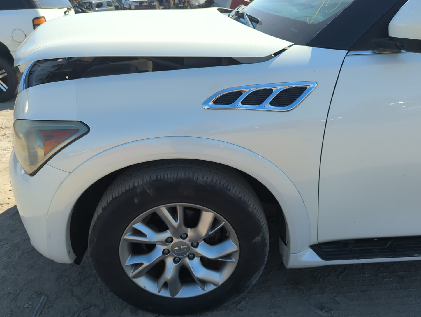 2011-2013 Infiniti Qx56 Driver Fender - Oemusedautoparts1.com