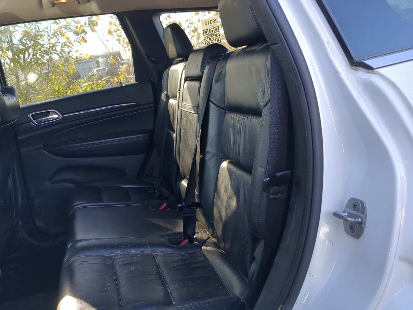 2011 Jeep Grand Cherokee Rear Seat Oem - Oemusedautoparts1.com