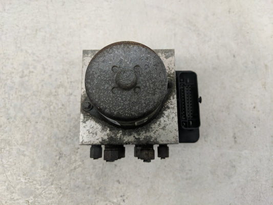 2011 Jeep Grand Cherokee ABS Pump Control Module Replacement P/N:17685419 04779707AE Fits OEM Used Auto Parts