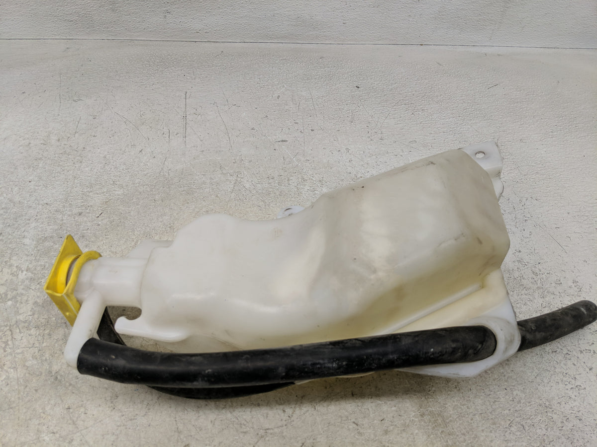2011 Jeep Grand Cherokee Radiator Coolant Overflow Expansion Tank Bottle 1313161 - Oemusedautoparts1.com