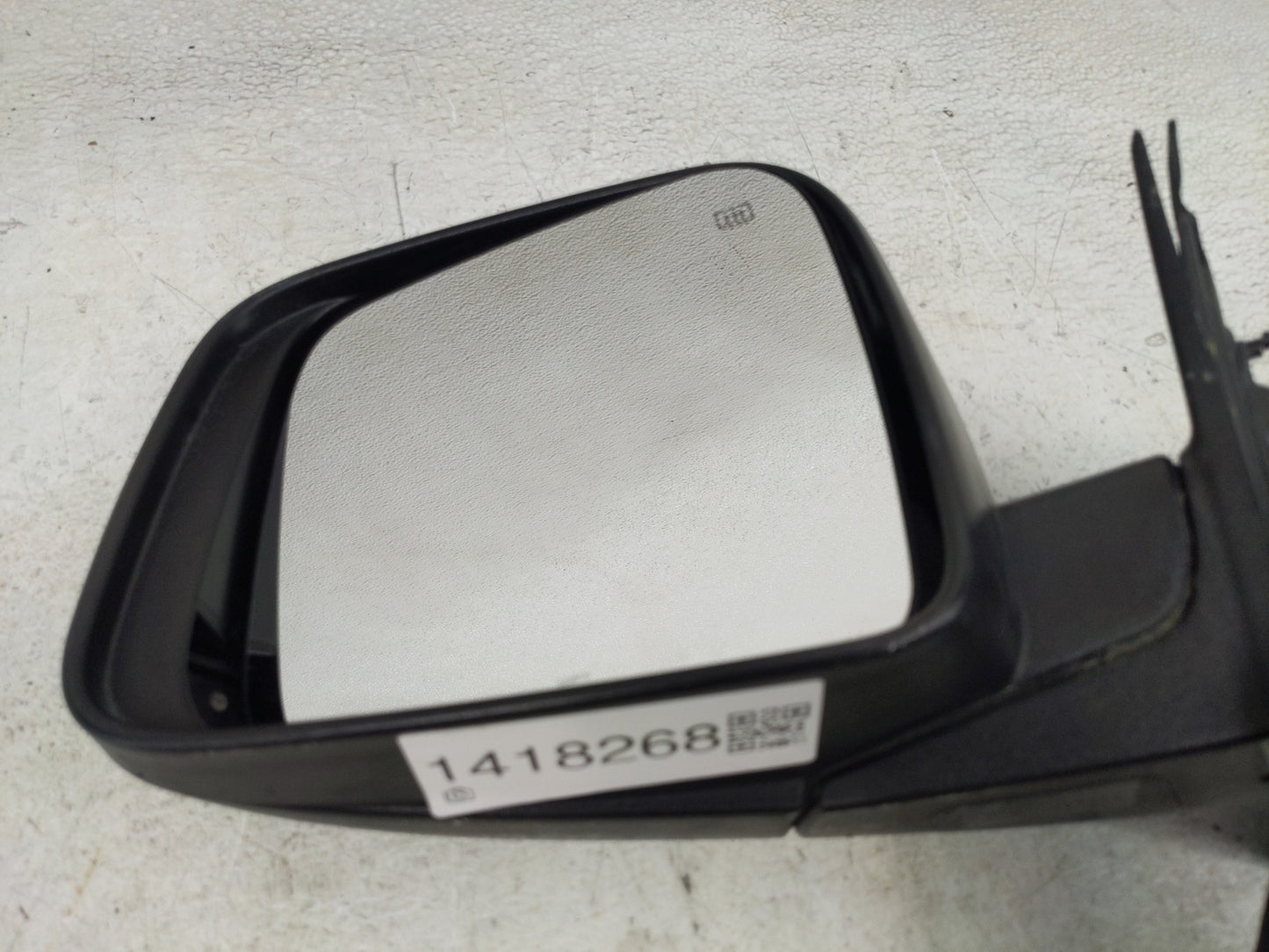 2011-2022 Jeep Grand Cherokee Driver Side View Mirror - Left Door Mirror OEM Used - Oemusedautoparts1.com