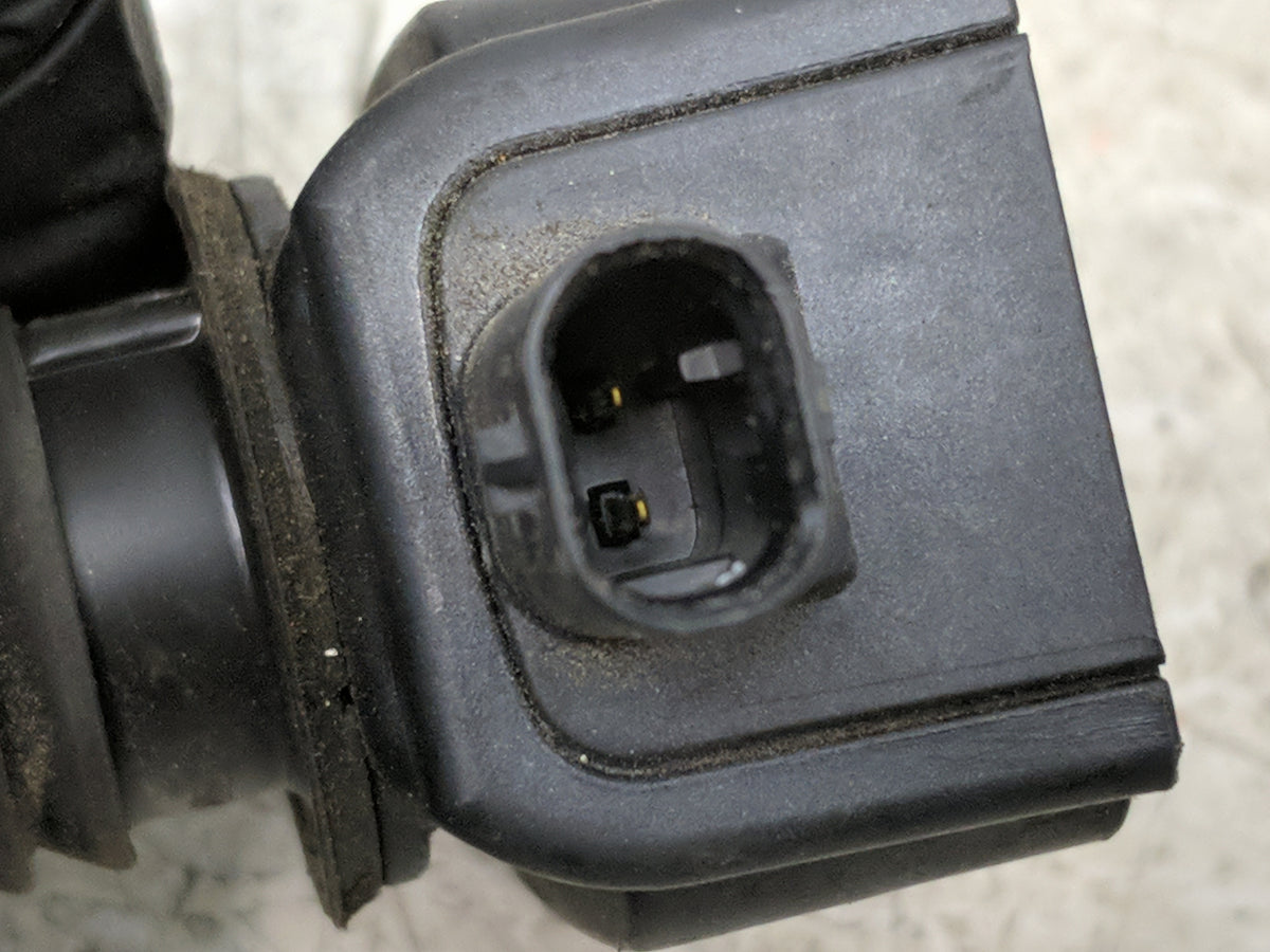 2011-2015 Jeep Grand Cherokee Ignition Coil Igniter Pack - Oemusedautoparts1.com