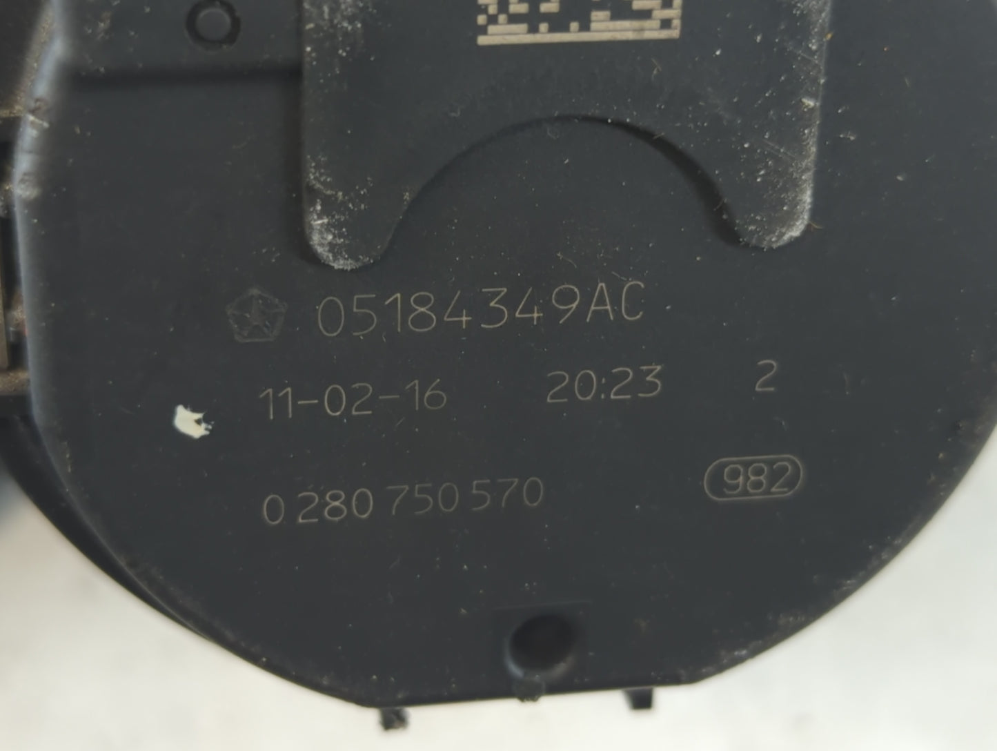 2011-2022 Jeep Grand Cherokee Throttle Body P/N:0 280 750 570 05184349AC Fits OEM Used Auto Parts - Oemusedautoparts1.com